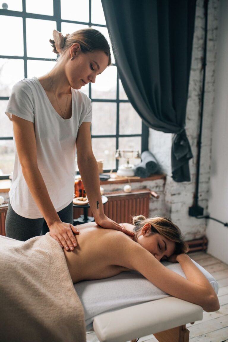 Massage bien-être et réglementation : ce que dit la loi en 2026